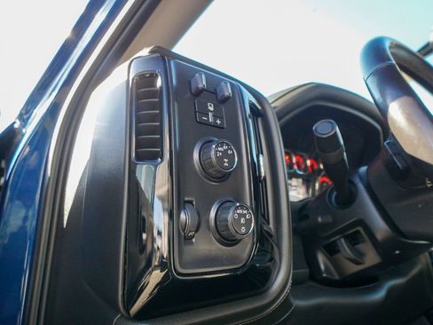 Used 2016 GMC Sierra 1500 SLT w/ SLT Preferred Package image 22