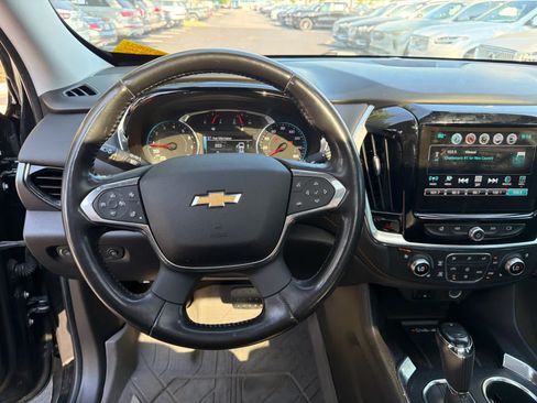 Used 2019 Chevrolet Traverse Premier w/ Redline Edition FWD image 27