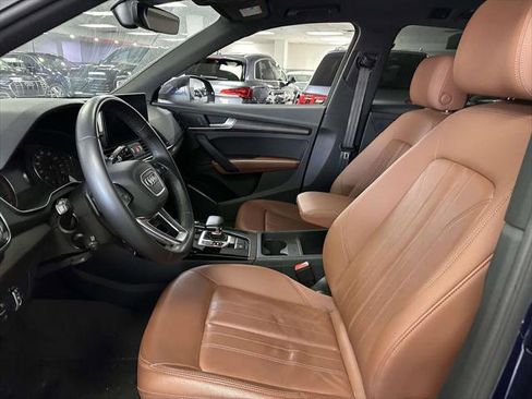 Used 2023 Audi Q5 2.0T Premium w/ Convenience Package AWD/4WD image 16
