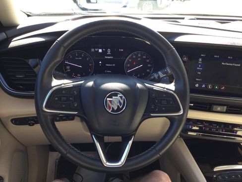Used 2023 Buick Envision Avenir AWD/4WD image 19