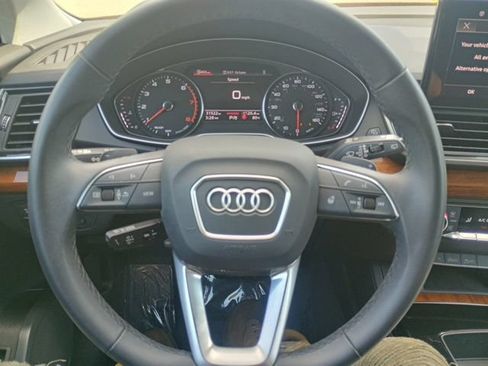 Used 2023 Audi Q5 2.0T Premium w/ Convenience Package AWD/4WD image 30