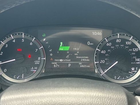 Used 2023 Toyota Highlander XSE AWD/4WD image 28