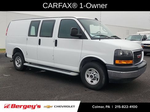 Used 2024 GMC Savana 2500 w/ Driver Convenience Package image 3