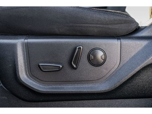Used 2019 Ford F150 4x4 SuperCrew image 9