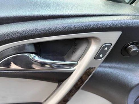 Used 2013 Buick Verano Convenience image 19