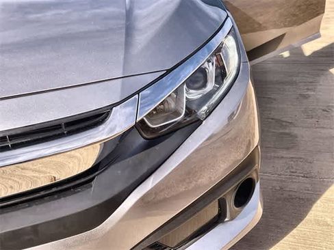 Certified 2017 Honda Civic EX image 24