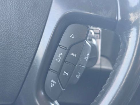 Used 2011 Chevrolet Silverado 2500 LTZ AWD/4WD image 17