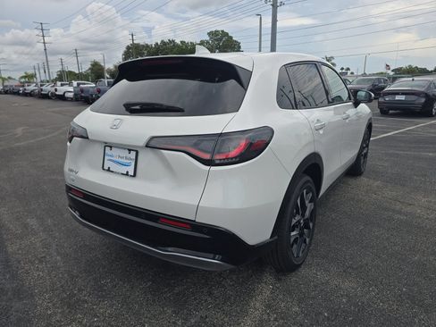 New 2027 Honda HR-V EX-L image 4