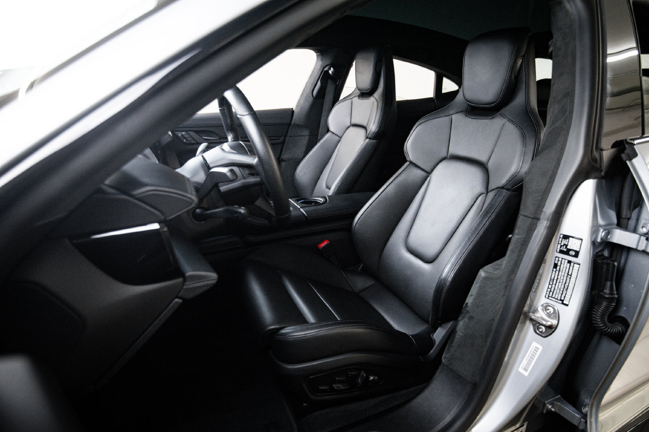 Certified 2026 Porsche Taycan GTS AWD/4WD image 5