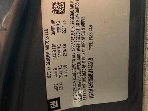 Used 2011 Buick Lucerne CX FWD image 30