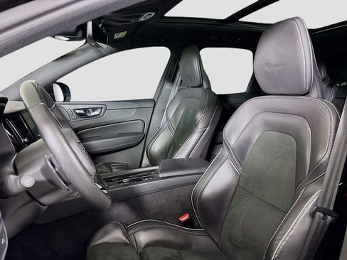 Used 2019 Volvo XC60 T6 R-Design image 22