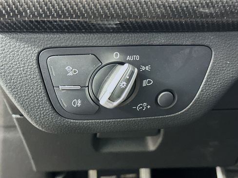 Used 2018 Audi SQ5 Premium Plus w/ S Sport Package image 17