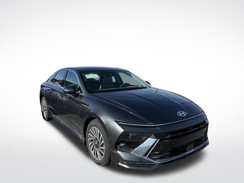 New 2026 Hyundai Sonata Limited image 3