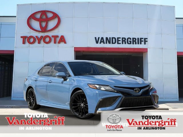 Used 2023 Toyota Camry XSE FWD image 1