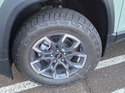 New 2026 Chevrolet Equinox ACTIV w/ Convenience Package III image 4