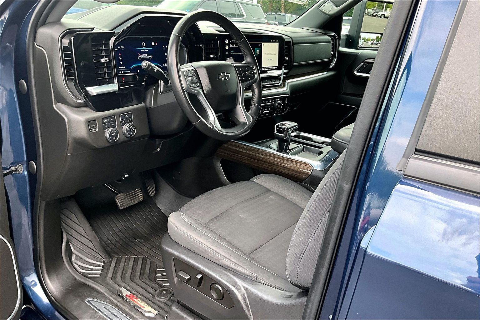 Used 2022 Chevrolet Silverado 1500 RST AWD/4WD image 12