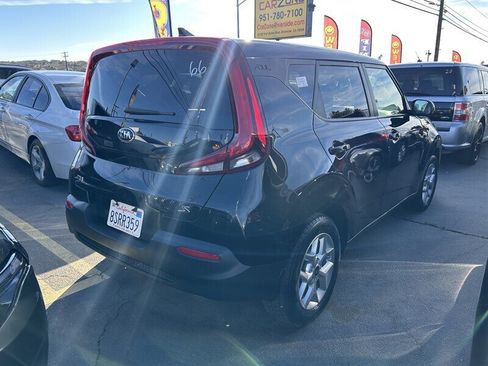 Used 2021 Kia Soul S FWD image 15