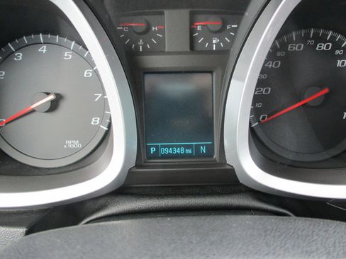 Used 2017 Chevrolet Equinox LT w/ Convenience Package AWD/4WD image 16