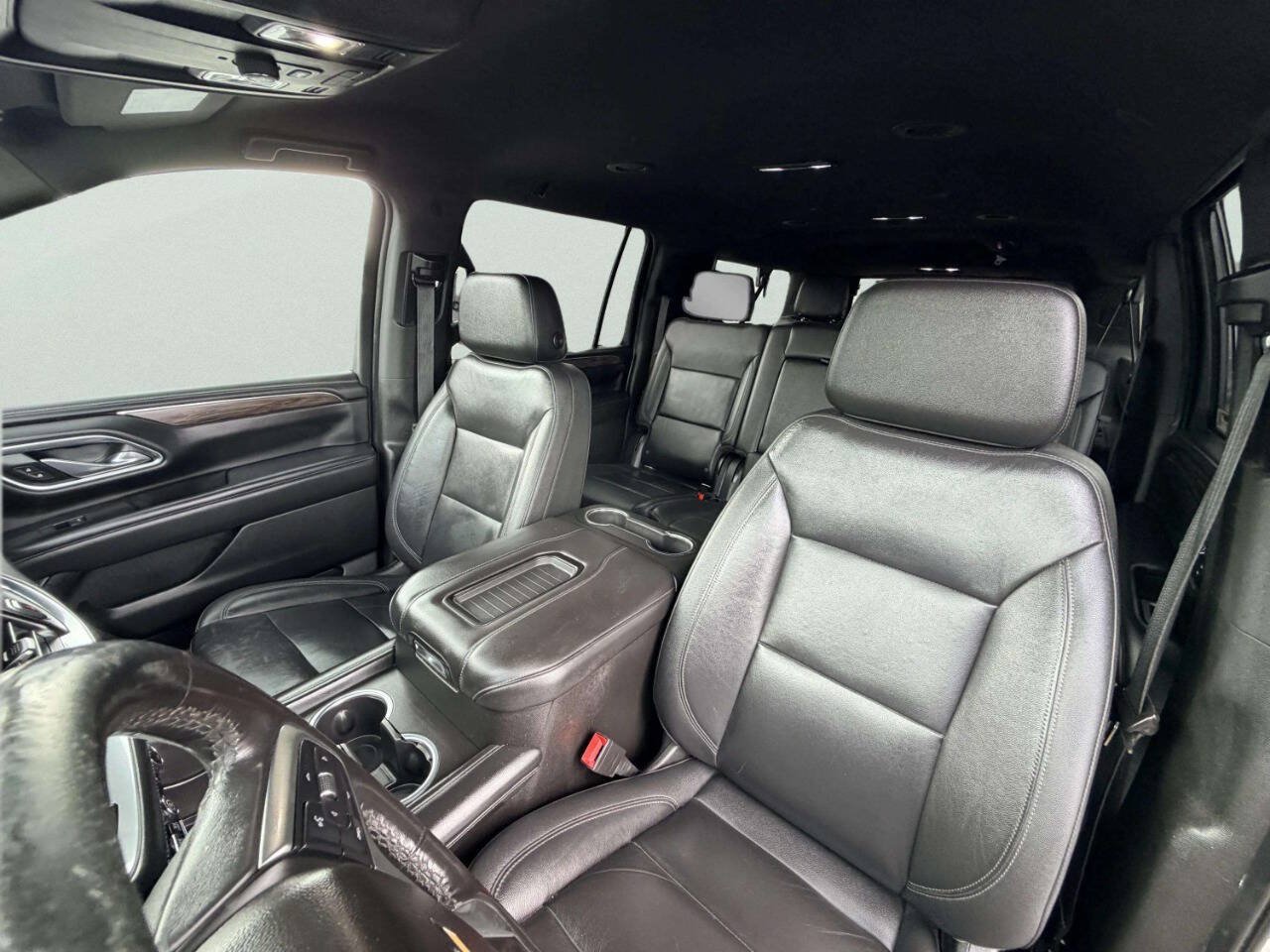 Used 2021 Chevrolet Suburban LT AWD/4WD image 17