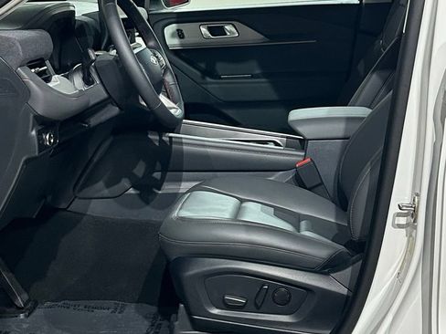 New 2026 Ford Explorer Active w/ Active Comfort Package AWD/4WD image 44