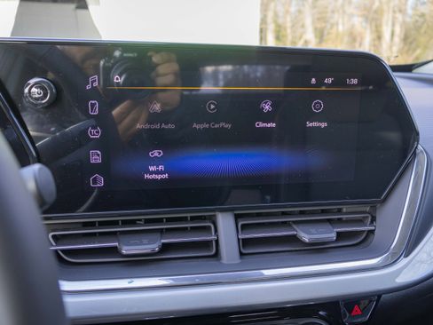 New 2026 Chevrolet Trax LT w/ Driver Confidence Package image 15