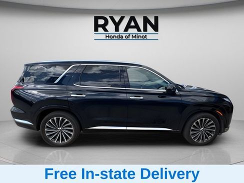 Used 2024 Hyundai Palisade Calligraphy AWD/4WD image 3