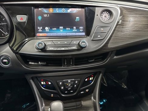 Used 2018 Buick Envision Premium image 17