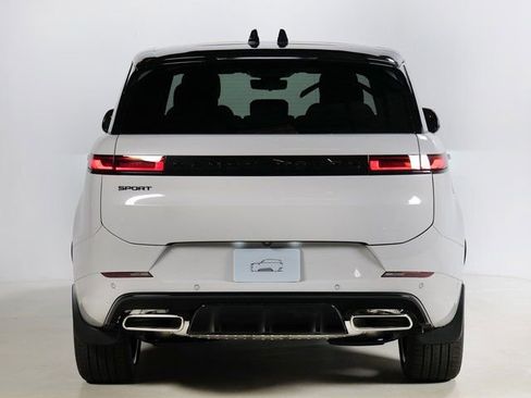New 2026 Land Rover Range Rover Sport Dynamic SE AWD/4WD image 7