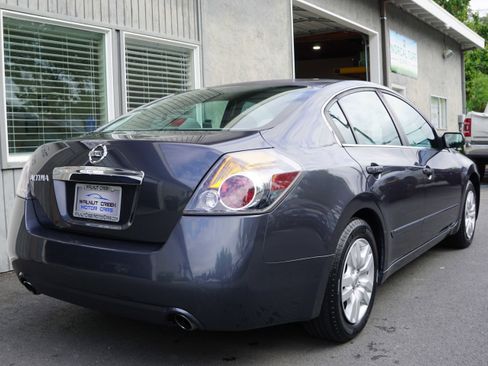 Used 2010 Nissan Altima 2.5 FWD image 24