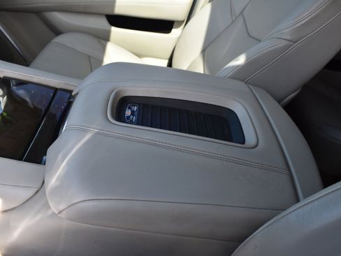 Used 2019 Cadillac Escalade ESV Premium Luxury w/ LPO, Radiant Package image 25