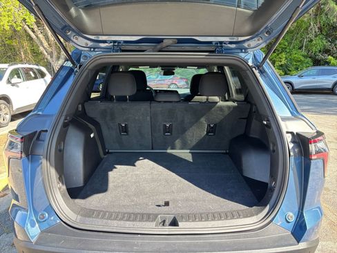 Used 2025 Chevrolet Equinox LT image 32