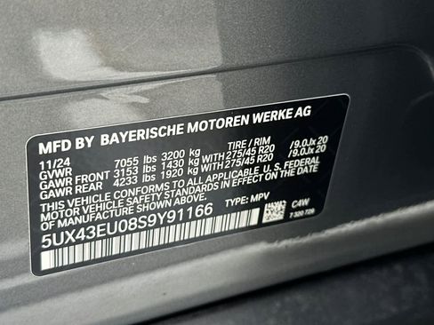 Used 2025 BMW X5 xDrive50e image 36