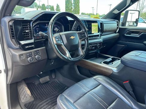 Used 2024 Chevrolet Silverado 3500 High Country w/ Technology Package AWD/4WD image 13
