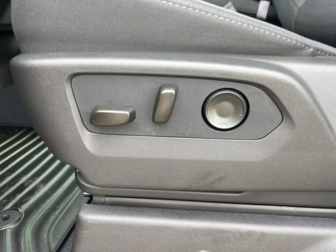 New 2026 Chevrolet Silverado 2500 Custom w/ Custom Convenience Package image 16