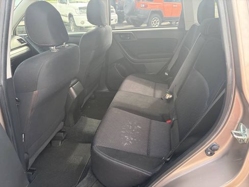 Used 2014 Subaru Forester 2.5i Premium w/ All-Weather Package AWD/4WD image 11