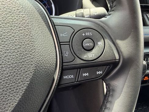 Used 2023 Toyota RAV4 XSE AWD/4WD image 25