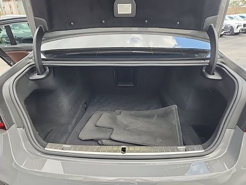 Used 2020 BMW 750i xDrive w/ Executive Package image 21