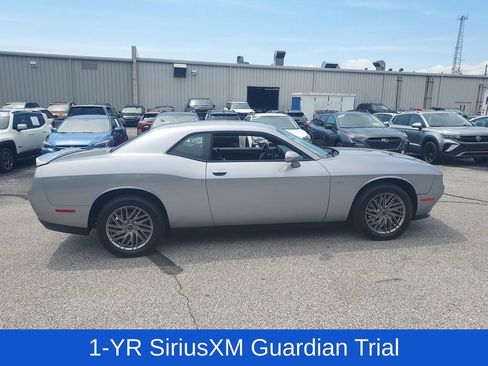 Used 2017 Dodge Challenger GT AWD/4WD image 7