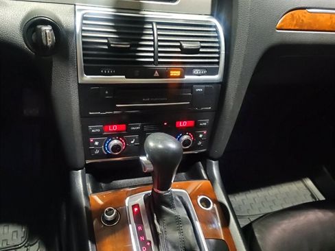 Used 2010 Audi Q7 3.6 Premium Plus image 35