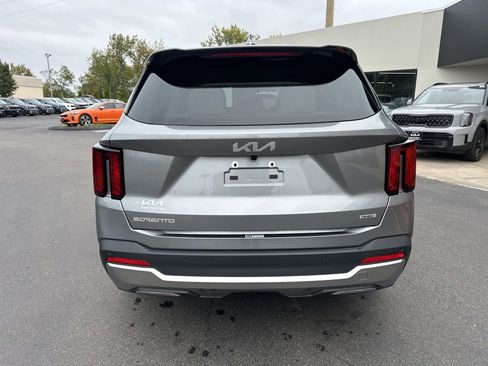 New 2026 Kia Sorento EX AWD/4WD image 7