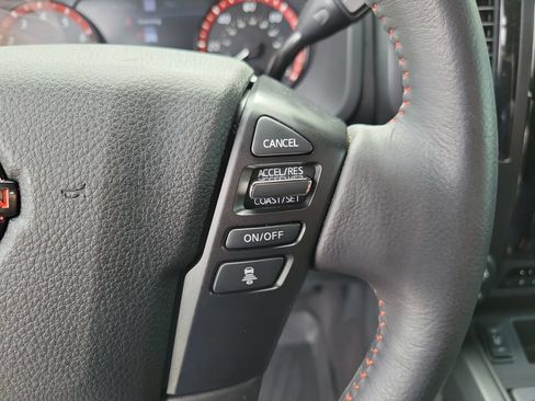 Used 2023 Nissan Titan PRO-4X w/ Pro-4x Convenience Package AWD/4WD image 28