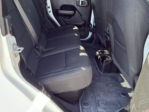 Used 2021 Jeep Gladiator Sport AWD/4WD image 45
