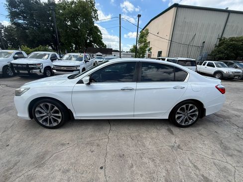 Used 2013 Honda Accord Sport image 4