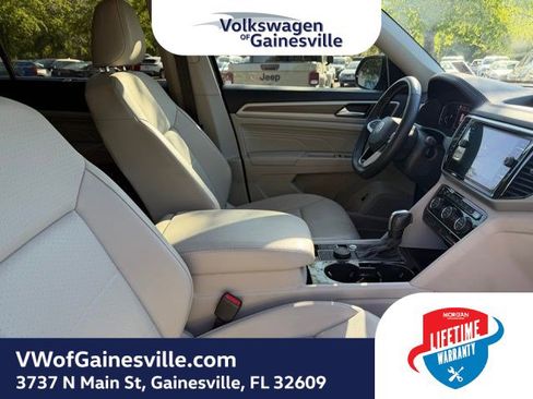 Certified 2021 Volkswagen Atlas SEL AWD/4WD image 11