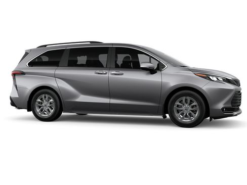 New 2026 Toyota Sienna XLE FWD image 13