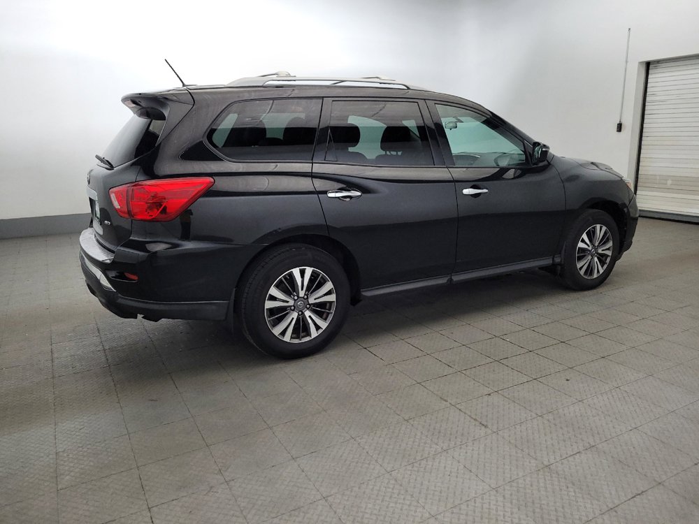 Used 2017 Nissan Pathfinder S AWD/4WD image 10