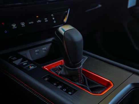 New 2026 Nissan Kicks SR image 31