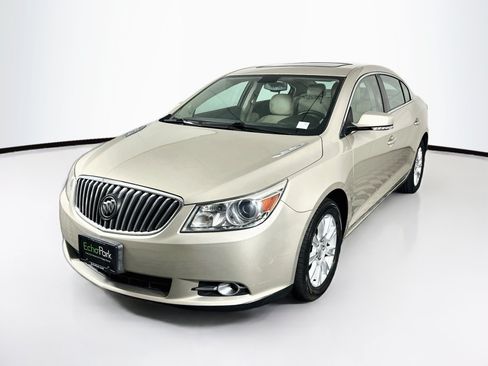 Used 2013 Buick LaCrosse Leather w/ Driver Confidence Package FWD image 3