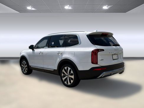 Used 2022 Kia Telluride S AWD/4WD image 3
