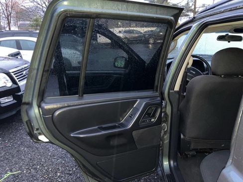 Used 2004 Jeep Grand Cherokee Laredo w/ Convenience Group image 21